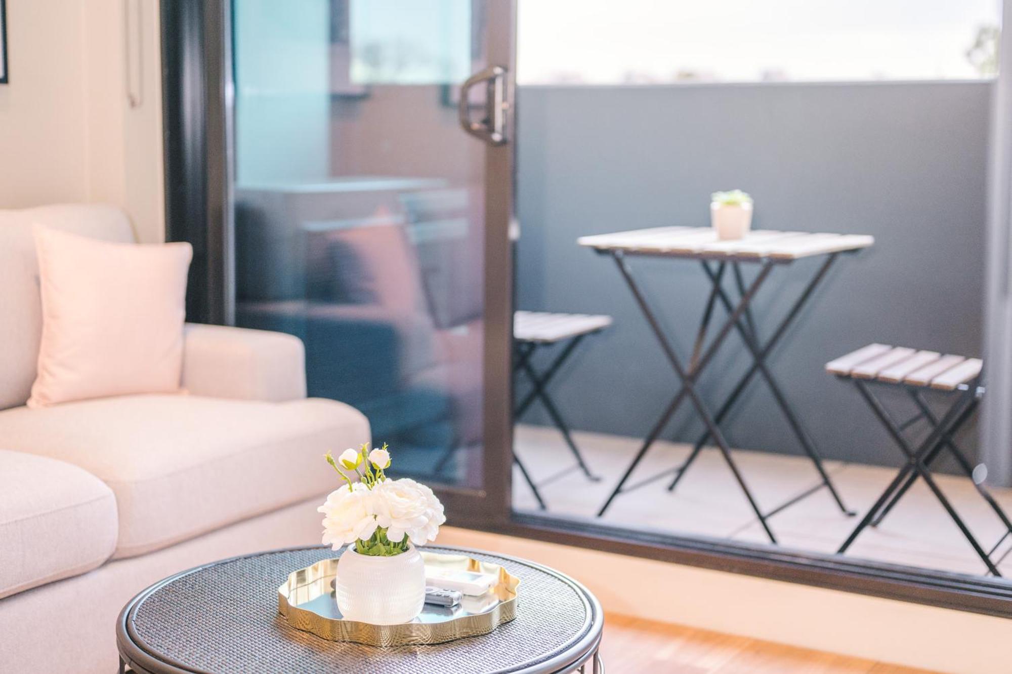 Molly'S Little Apartments Melbourne City Exterior foto